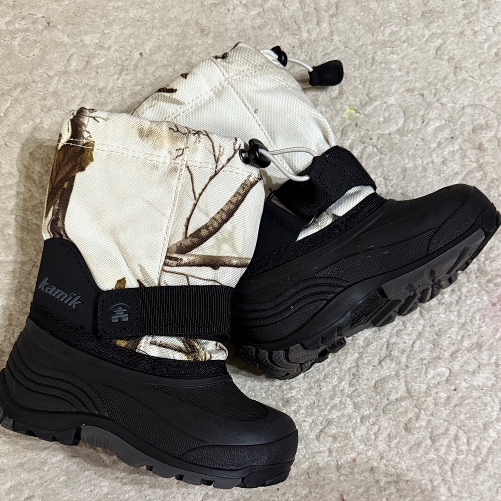 Kamik Black and Cream Winter Boots